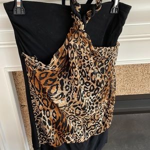 Animal print sheer fabric over black stretchy top❤️